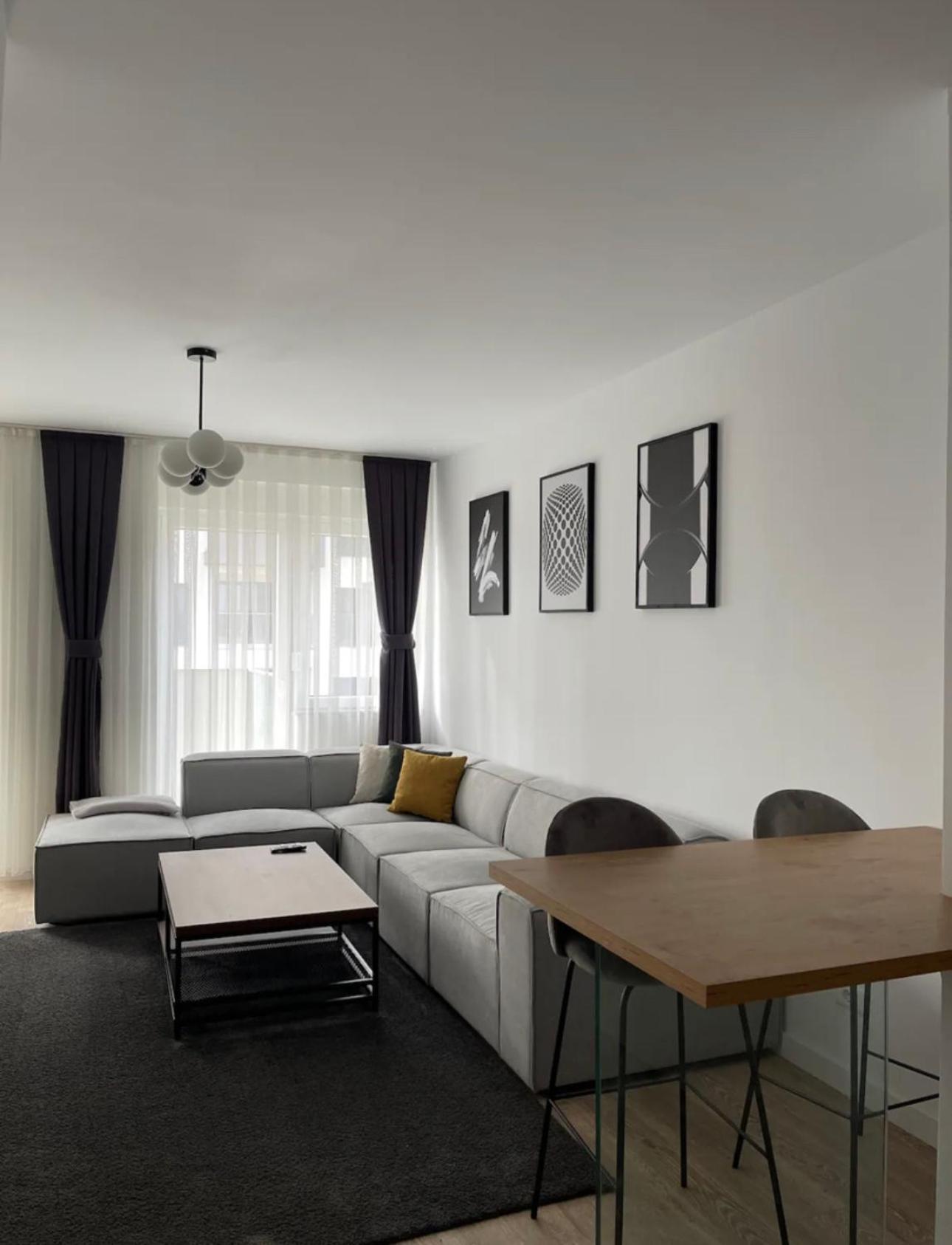 Airstay Pristina Exterior photo