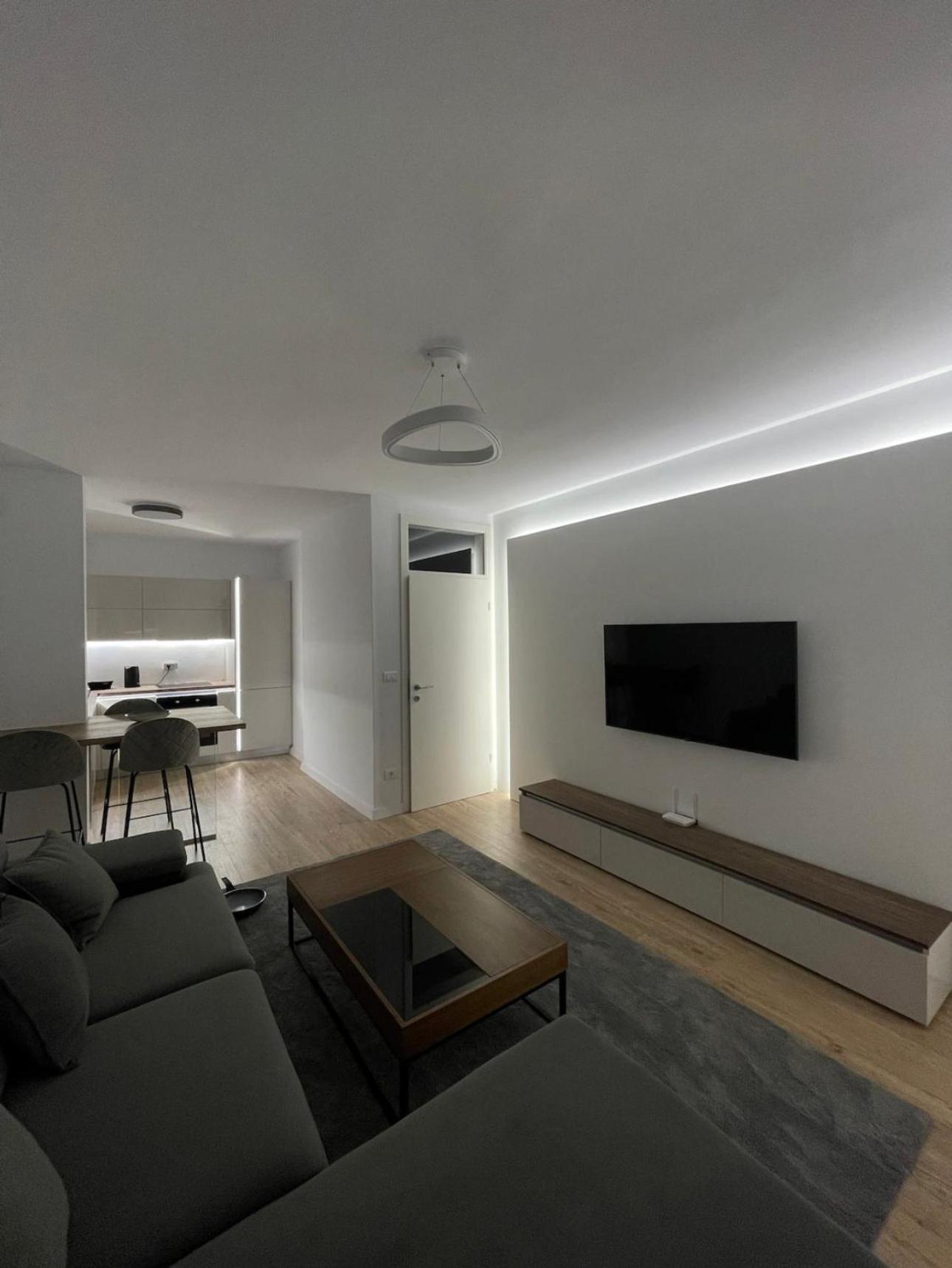 Airstay Pristina Room photo