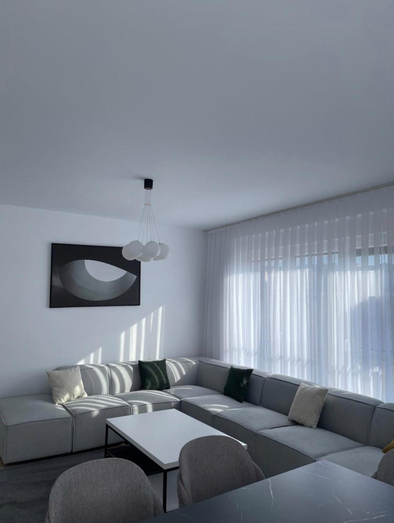 Airstay Pristina Room photo