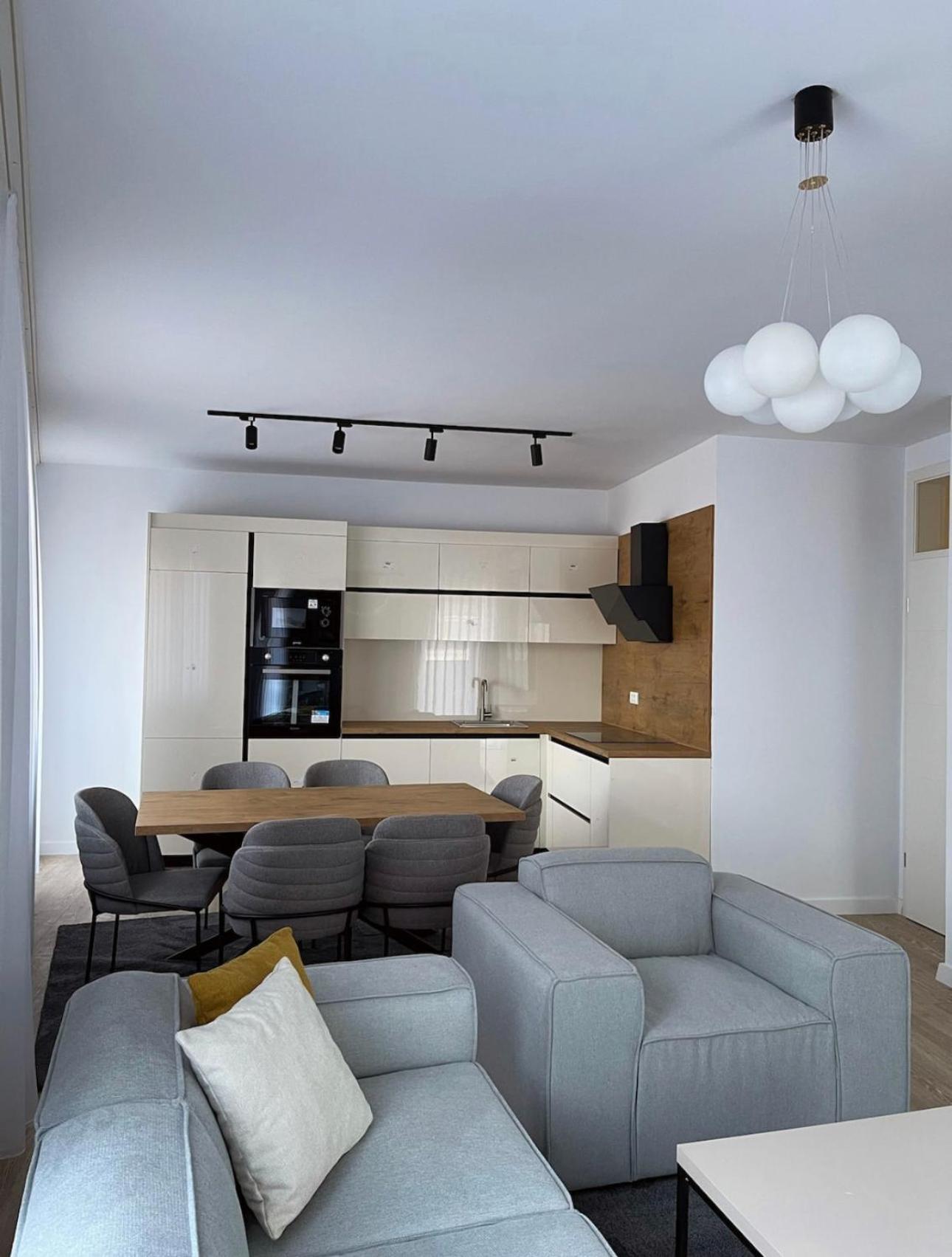 Airstay Pristina Room photo