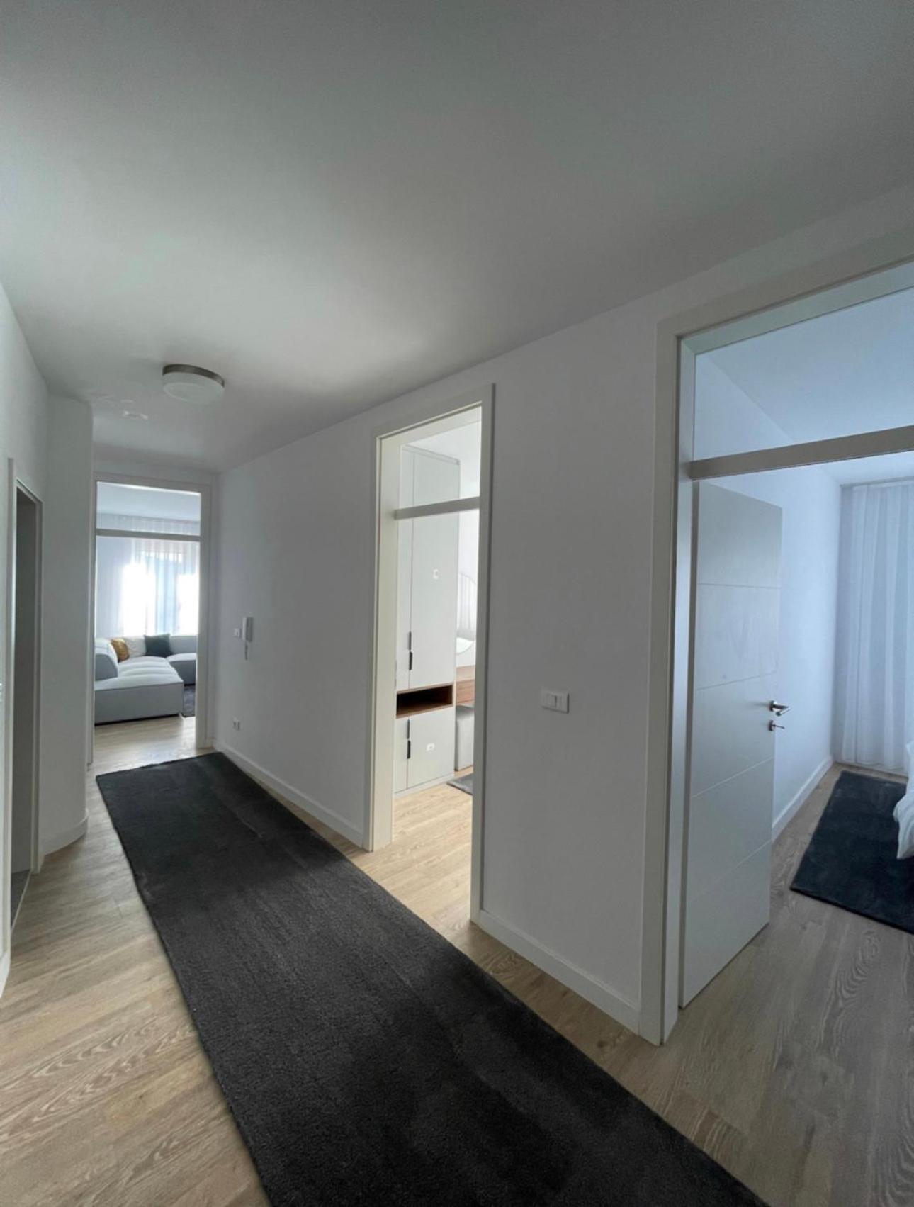 Airstay Pristina Exterior photo